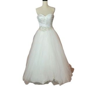 Allure Romance Bridal Wedding Dress Style 2500 White sz 6 Strapless Bodice+Veil